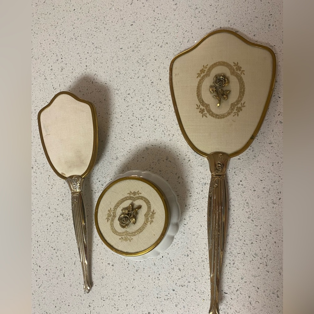 Vintage matson beauty set